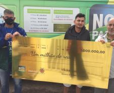 Aposentado recebe prêmio de R$ 1 milhão do Nota Paraná